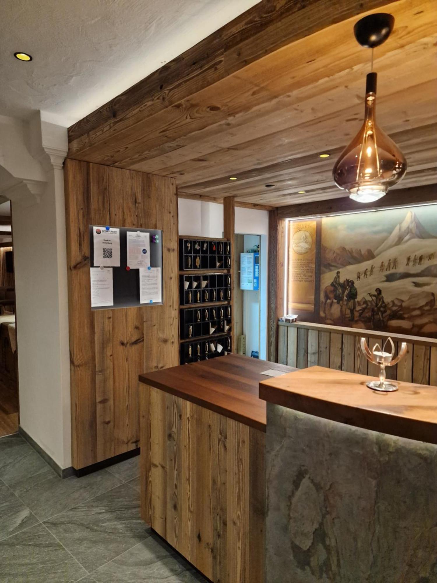 Hotel Kaerntnerhof Heiligenblut Bagian luar foto
