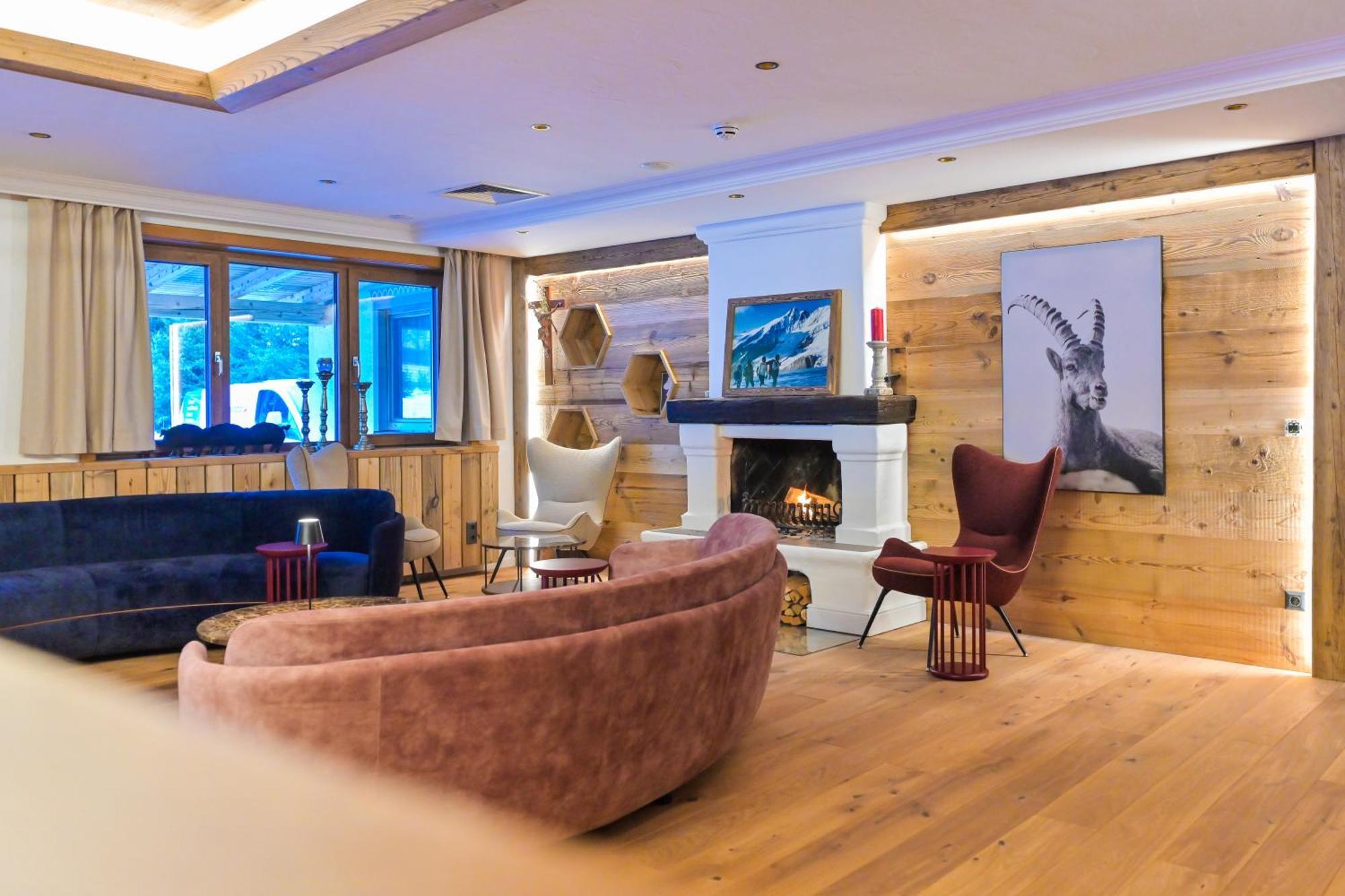 Hotel Kaerntnerhof Heiligenblut Bagian luar foto